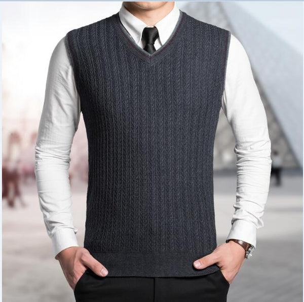 Latest Style Fashion V Neck Sleeveless Knitting Pattern Men's Cable Sweater Vest